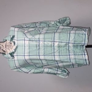 NWT No Boundaries Button Down Plaid Tops Size XL Roll Tab High low